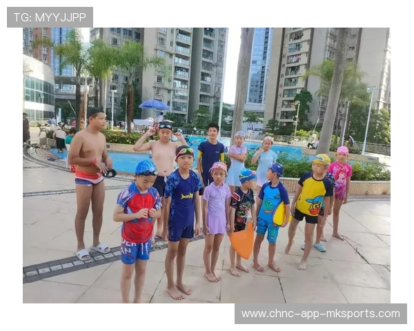 游泳馆加强青少年课程的师资储备与继续教育体系，暑期少儿游泳培训现状调查