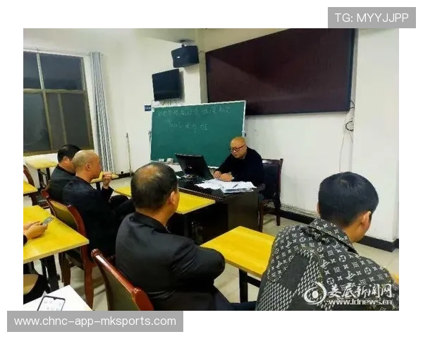 世界举重科研中心设立基层教练继续教育班